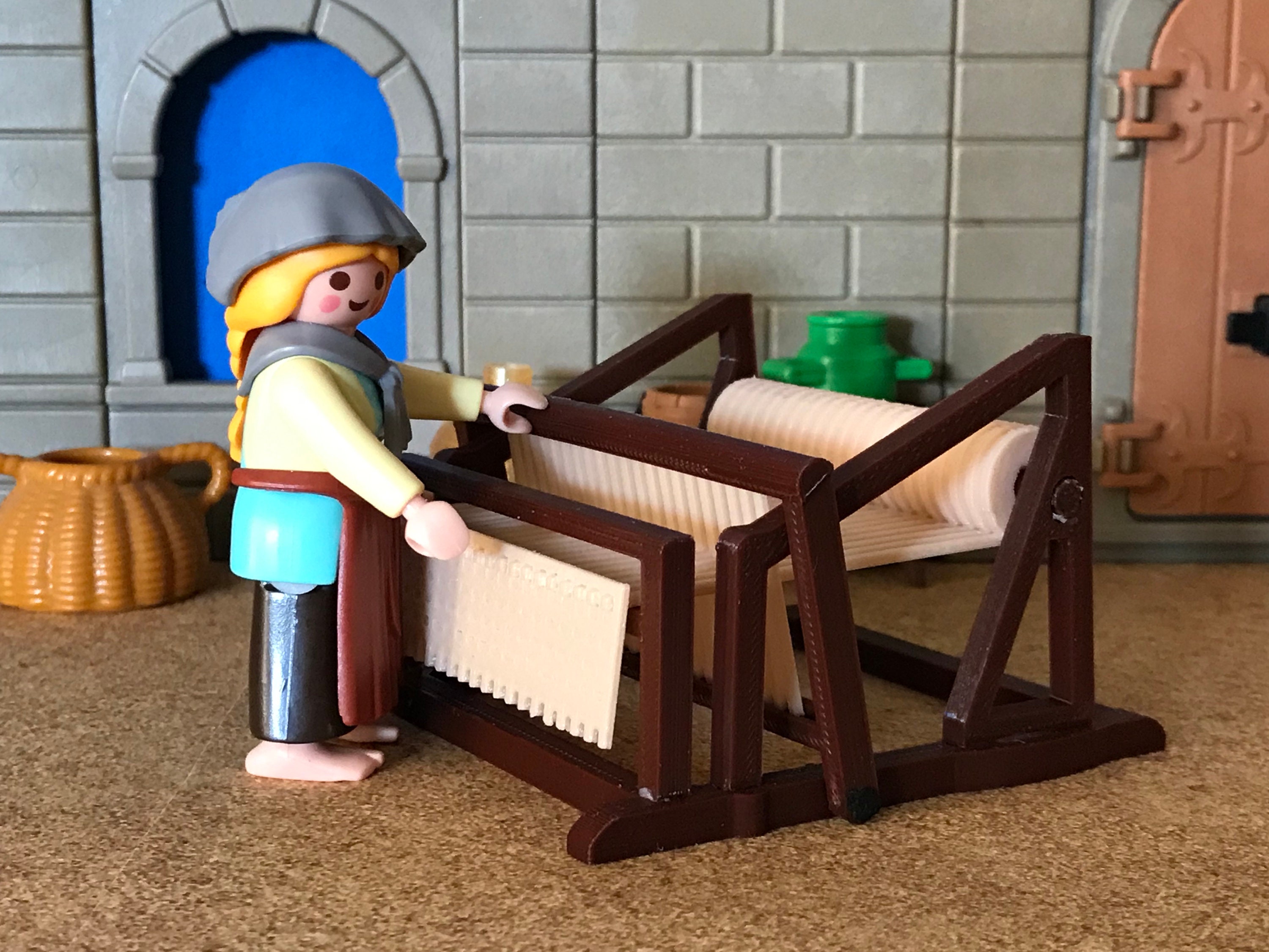 3d printed Medieval Clamp on Playmobil scale Playmobil figures not included.