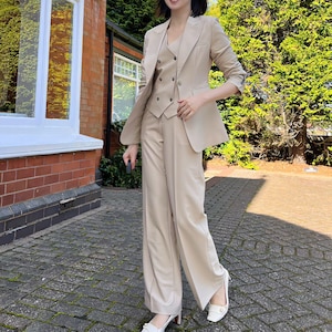 Bespoke custom / Ready made women Ivory formal pant Business 3 piece Suit with vest lady plus size petite - Business autumn pant suit