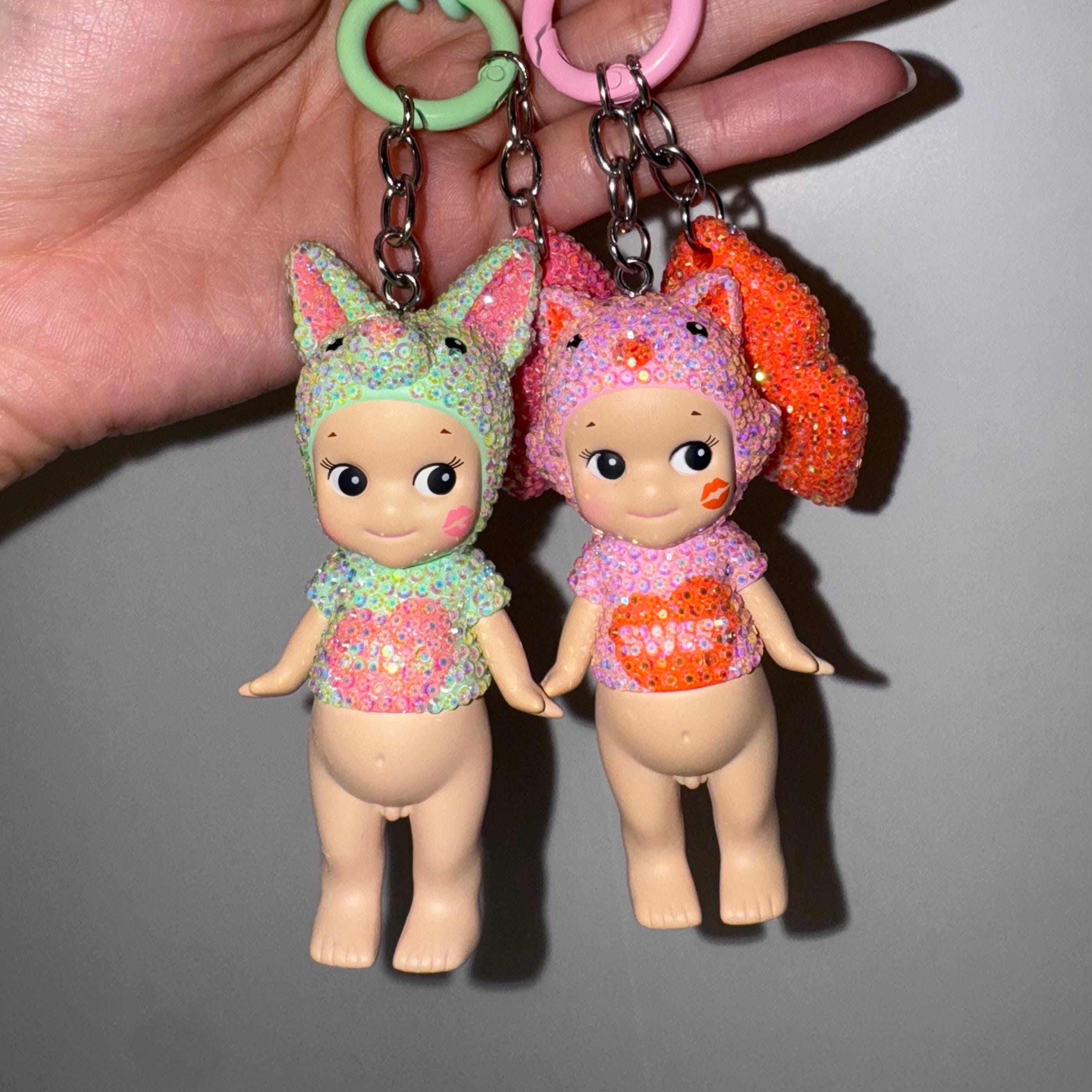 シークレット！Sonny Angel キーホルダー Kiss Kissシリーズ Amazon.com: Sonny Angel Kiss Kiss Keychain Charm Series (1