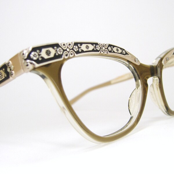 Vintage 1950s 1960s  Liberty Cat Eye Eyeglasses Unique Design