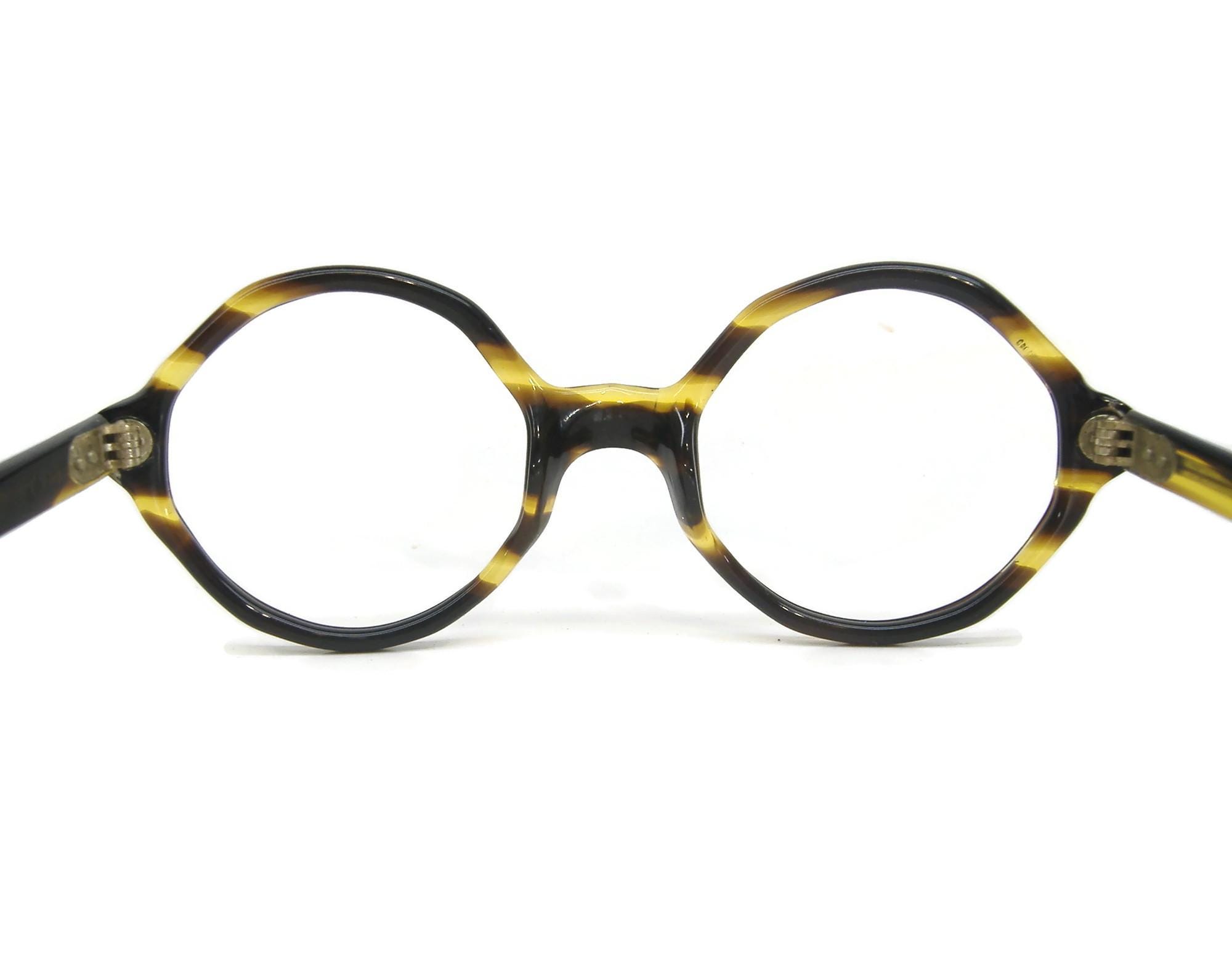 Vintage Girard 5966 Tortoise Eyeglass Frames France 53-17-135 Retro Optical Tortoise Retro-Vintage Grandpa Rectangle Eyeglasses - 1940s main image 4