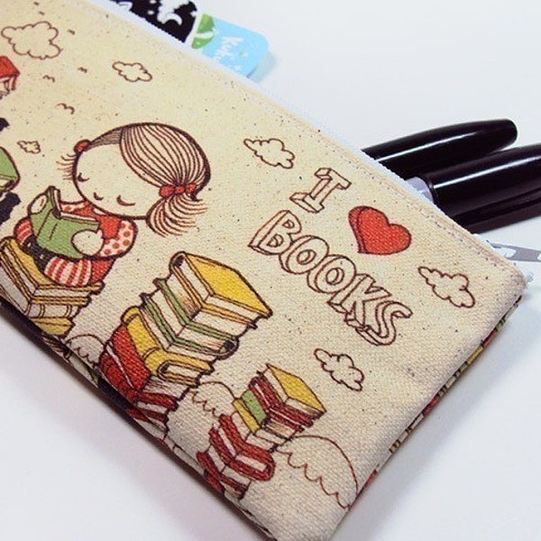 I Love Books Zipper Pouch