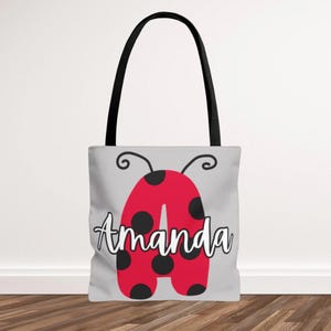 Sac fourre-tout personnalisé coccinelle, fourre-tout personnalisé pour fille, mignon fourre-tout pour enfants avec nom, sac coccinelle rouge, cadeau pour amoureux des insectes, sac coccinelle d'été pour tout-petit