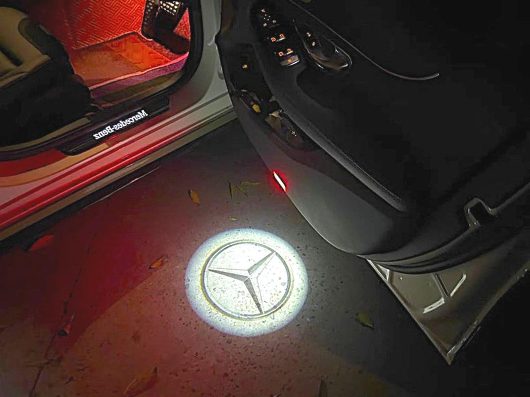 thumbnail image 2 of 2x LED Door Projector Welcome Lights For Mercedes AMG – Unbranded 2 of 6
