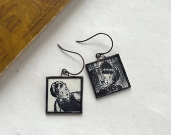 Boucles d'oreilles soudées livre illustré, bijoux OOAK, livre de contes pour garçon et fille, asymétrique, recyclé des années 1950