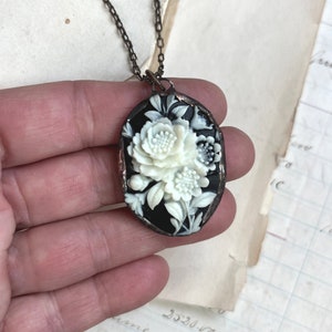 Rose Cameo 1990s, Black and Beige, Acrylic Resin Soldered Pendant, Floral Jewelry image 6