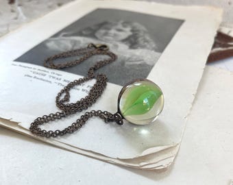 Grüner Shooter Marmor Anhänger, Glasmalerei Schmuck, Recycled Katzenauge