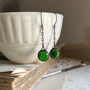 Brincos de gota de vidro facetado com joias verde esmeralda, joias de vidro colorido
