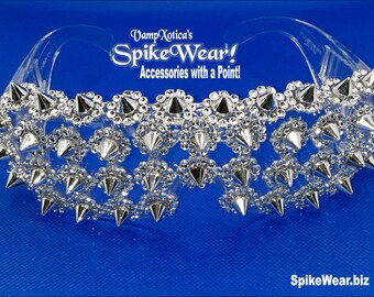 Spiked eyewear in gold, hematite or silver