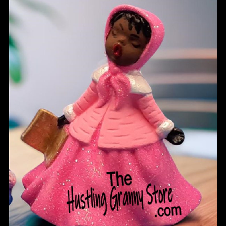 Black African American Holiday Carolers Pink Caroler