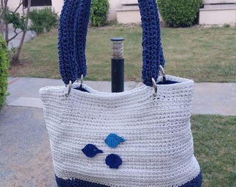 Bolso de mano de crochet náutico hecho a mano, bolso de playa de macramé de algodón.