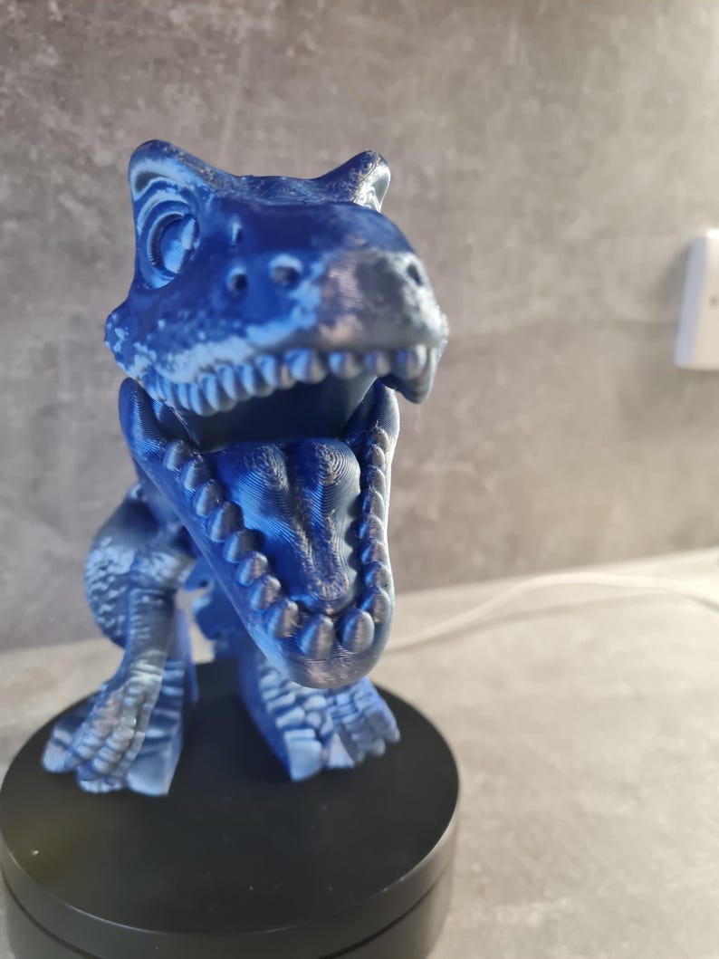 Articulated T-Rex Toy, Flexible Dinosaur Figure, Poseable Desk Toy, 3D Printed Fidget Animal, Unique Gift for Dino Lovers