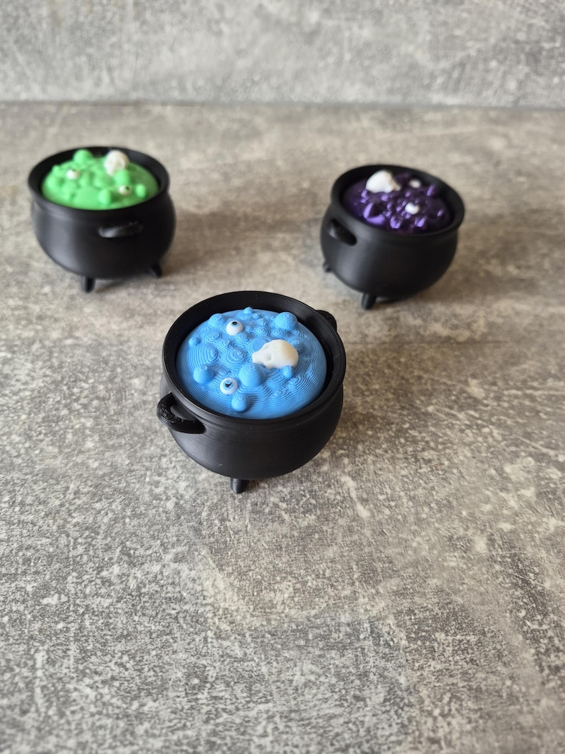 Halloween Cauldron Clicker, 3D printed black fidget, witchy desk decor