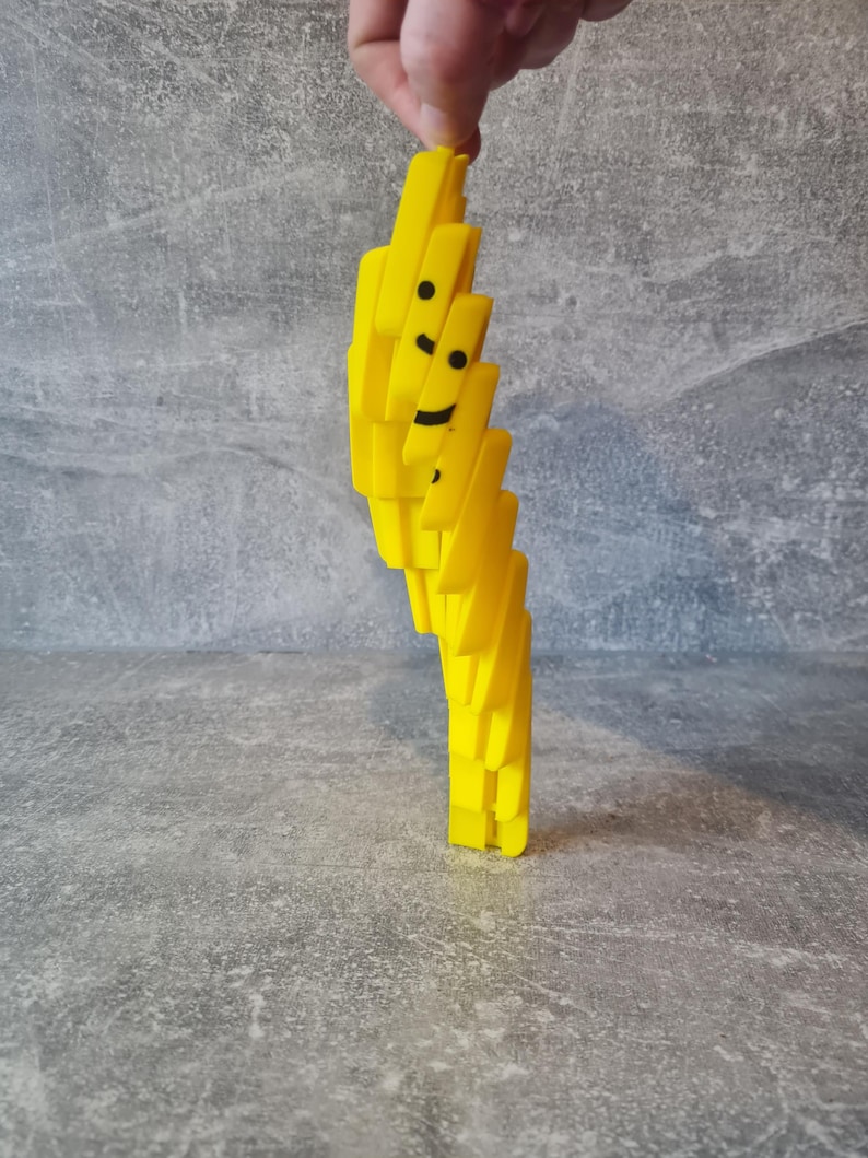 Stretchy Fidget Toy – Articulated Brick Style Figure, 3D Printed Sensory Desk Toy, Poseable Geek Gift & Stocking Filler