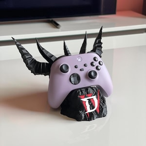 Diablo 4 Controller Stand, Xbox & PS5 Gamepad Holder, Lilith Gaming Display, Gothic Controller Shrine, Desk Gaming Decor, Diablo Gift for Ga