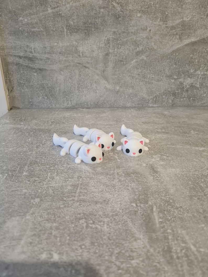 Flexi Kitty Toy – Poseable Kitten Figure, 3D Printed Fidget Pet, Cute Desk Companion Gift