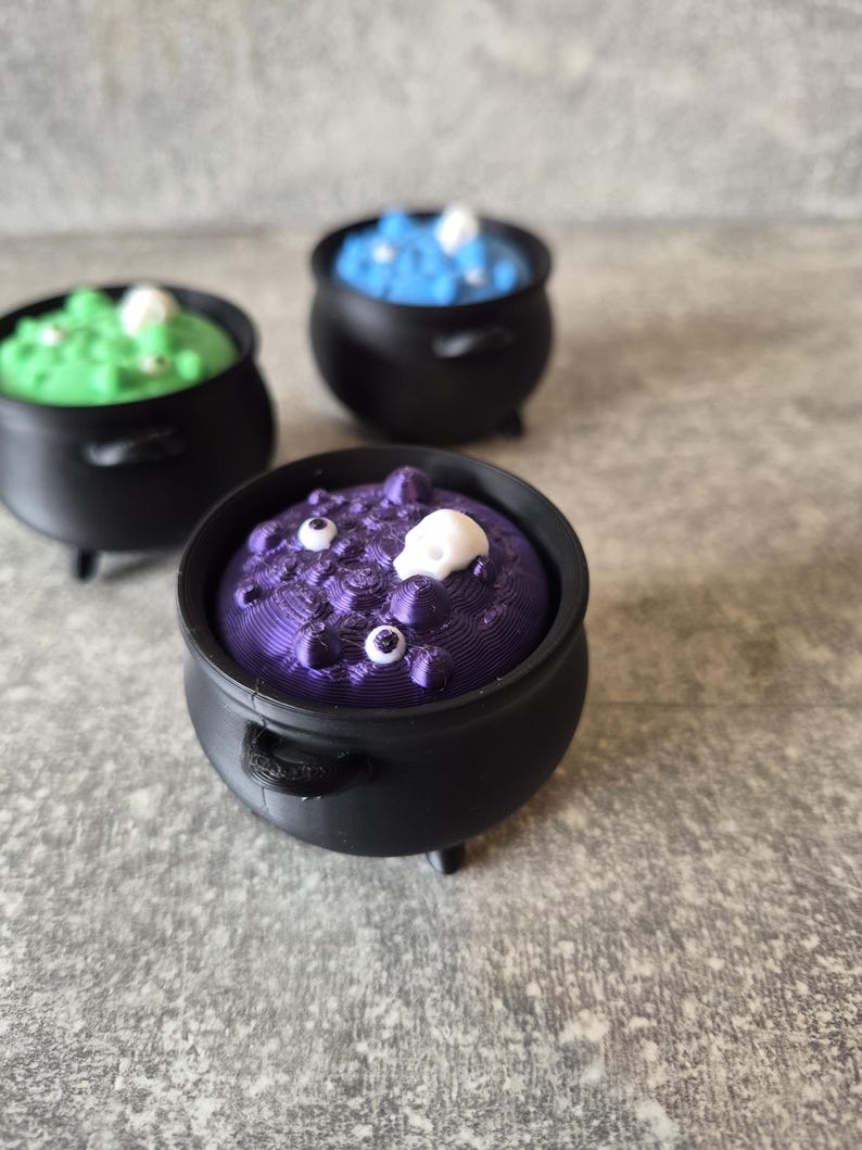 Halloween Cauldron Clicker, 3D printed black fidget, witchy desk decor