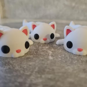 Flexi Kitty Toy – Poseable Kitten Figure, 3D Printed Fidget Pet, Cute Desk Companion Gift