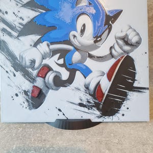 Sonic the Hedgehog Wall Art, Retro Gamer Decor, with Stand