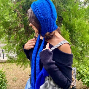 Chunky Knit Pixie Bonnet Hood Scarf: Handmade Red Wool Winter Hat Electric Blue