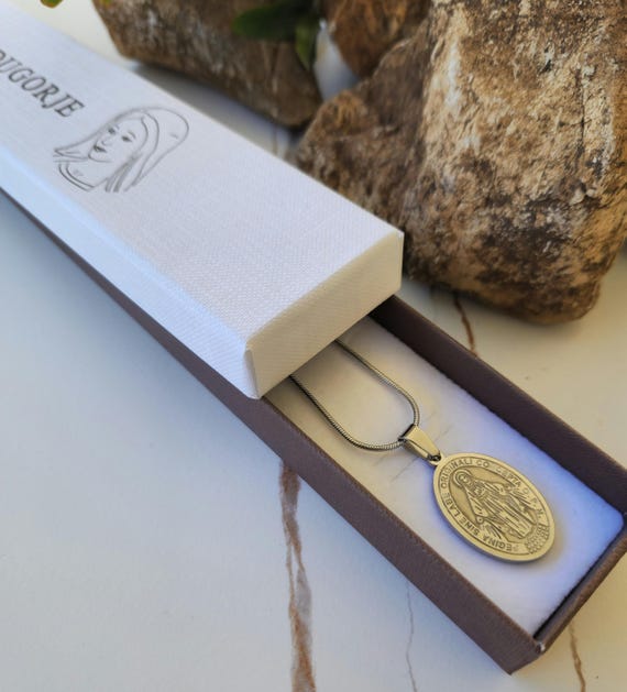 Collana con ciondoli di perline vergine religiosa in ottone placcato oro ovale r