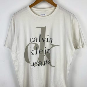 Vintage Calvin Klein Jeans T-Shirts DO898