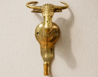 Bronze Bull Head Hook, Hook Bronze, Animal Hook, Wall Decor, Wall Art, Room Decor, Unique, Bull Head Hooks, Birthday Gift, Brass Animal Hook