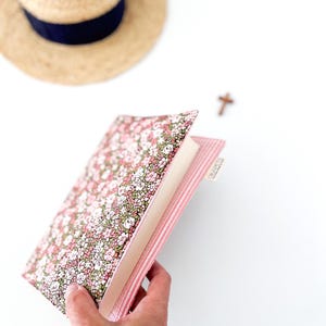 Couverture de la sainte bible sac bible étui bible personnalisé couverture du livre de prières accessoires bibliques cadeaux chrétiens pour femmes cadeau femme spirituelle