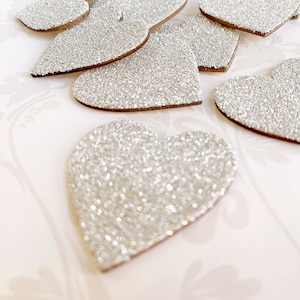 Magnifiques grands coeurs en bois scintillants de style vintage argent allemand en verre scintillant de 2 po pour embellir vos projets Quantité de 5 10 15 ou 20