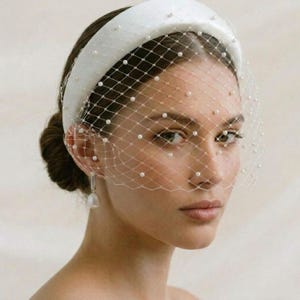 Ivory Birdcage Veil Padded Headband • Detachable Bridal Fascinator • Flexible Adjustable Wedding Headpiece • Pearl Crystal Gold Mesh Veil