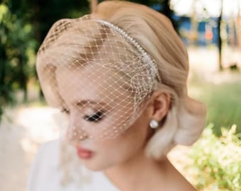 Bridal Birdcage Veil with Rhinestone Headband • Vintage Wedding Hair Accessory • Elegant Birdcage Fascinator • Retro Bride Veil