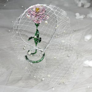 White Birdcage Veil with Pearls · Wedding Headband Veil · Retro Bridal Hair Accessory · Short Cage Veil for Bride · Fascinator Style image 9