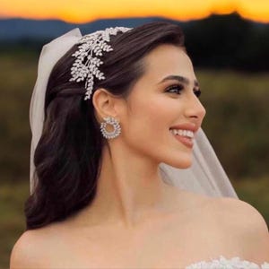 Silver Crystal Bridal Tiara • Crystal Wedding Tiara • Crystal Wedding Headpiece • Crystal Bridal Headpiece • Silver Bridal Tiara