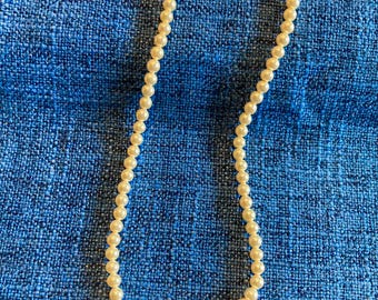 VINTAGE FAUX PEARL small necklace 1960's