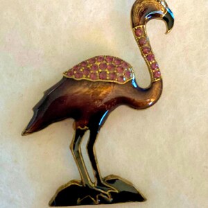 FANCY FLAMIGO BROOCH