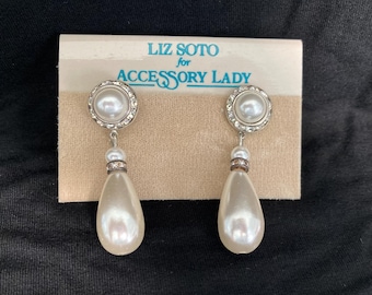 Vintage Faux PEARL & RHINESTONE BRIDAL Earrings