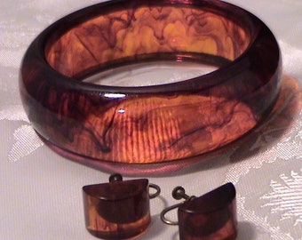 Vintage BAKELITE Tortoise Bangle Bracelet & Half Dome Screw Back Earrings