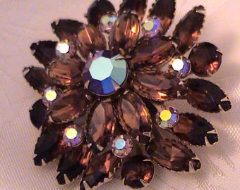 Vintage Unsigned Beau Jewels Multi Layered Root Beer Topaz & AB Rhinestone Brooch