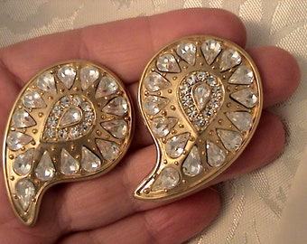 Vintage 80s Whiting and Davis Matte Gold & Crystal Rhinestone Statement Clip Earrings