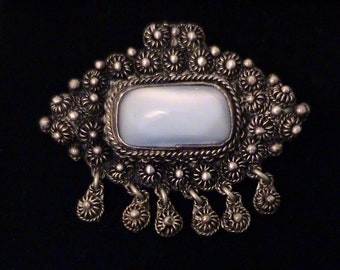 Vintage Etruscan Revival Signed KETE Blue Moonstone 900 Silver Cannetille Brooch
