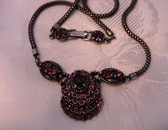 Vintage HOLLYCRAFT Garnet Red Rhinestone Lavalier… - image 6