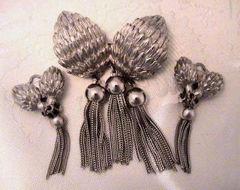 Vintage Silver Tone Tassel Brooch & Clip Earrings Set