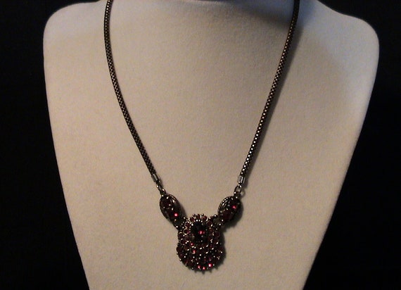 Vintage HOLLYCRAFT Garnet Red Rhinestone Lavalier… - image 3