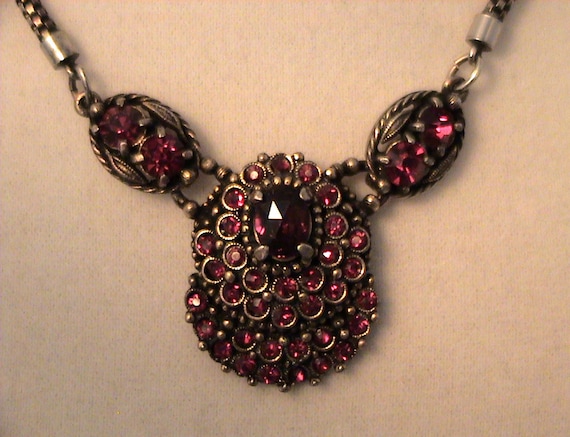 Vintage HOLLYCRAFT Garnet Red Rhinestone Lavalier… - image 4