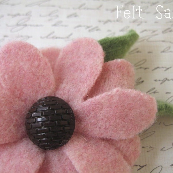 Brooch - Recycled Wool Sweater - Pink Flower - by FeltSassy