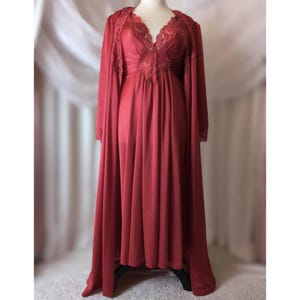 XL Vintage Olga Nightgown Robe Set, 70s Peignoir, Old Hollywood Glam, Lace Trim, Long Flowy Negligee, Red Maroon