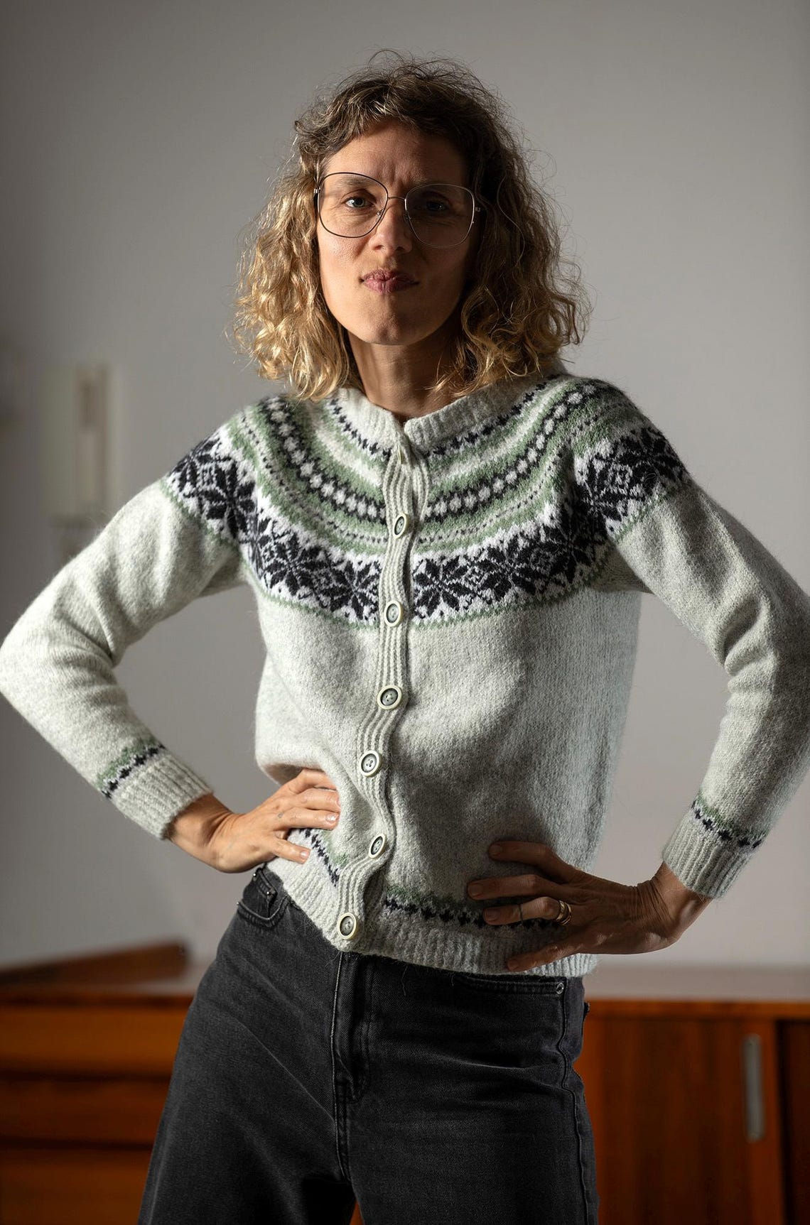 Handmade Vintage wool cardigan /Retro sweater from the 90s made in Norway/ casual sweater/oversize/size S, photo 4 of 5
