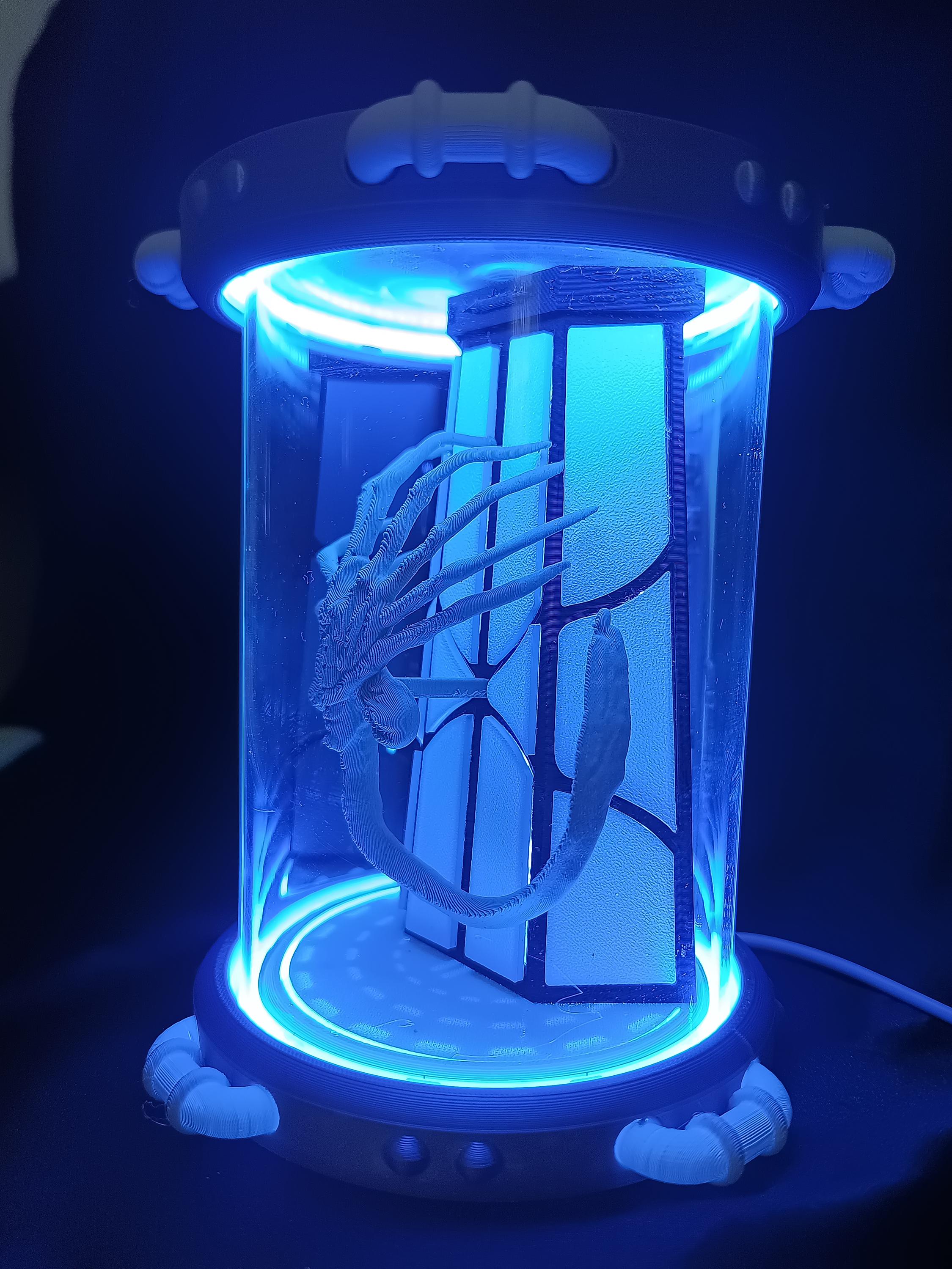 Xenomorph Facehugger Prop: Alien Movie Replica in Glass Incubator - Etsy