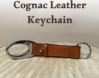Cognac Leather Keychain with Carabiner – Elegant Keyring Gift
