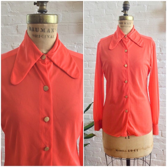 Vintage 1960s blouse / 60s dagger collar dayglo or